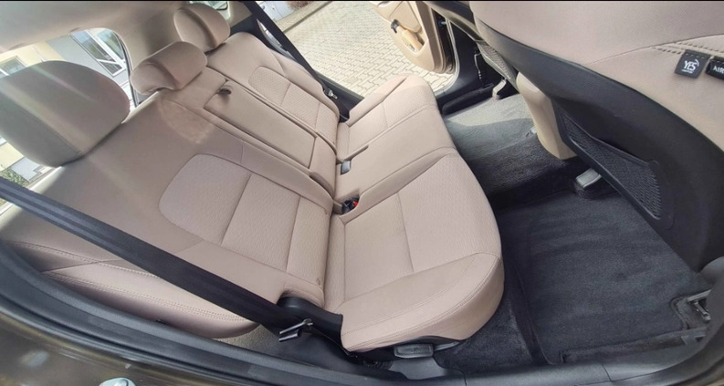 Hyundai Tucson cena 83500 przebieg: 154000, rok produkcji 2018 z Brzeziny małe 56